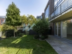 Hintergarten - Architektenvilla mit Wasserblick und Zugang zu exklusivem Privatpark