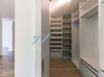 Begehbarer Kleiderschrank Gartengeschoss - Architektenvilla mit Wasserblick und Zugang zu exklusivem Privatpark
