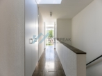 Flur OG - Architektenvilla mit Wasserblick und Zugang zu exklusivem Privatpark