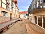 Innenhof - Wannenbad und Balkon! Was willst du mehr?