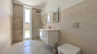 Gäste Bad - *RESERVIERT* Helles und modernes Einfamilienhaus - ca. 30km bis Berlin Charlottenburg