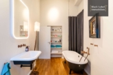 Badezimmer - Internationaler Style am Savignyplatz: Design-Wohnung für Lifestyle der Extraklasse