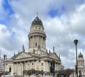 Gendarmenmarkt - In Mitte am Gendarmenmarkt: Büro mit 6 großen und kleineren Räumen im 1. Obergeschoss