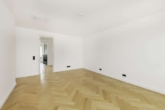 Schlafzimmer/Ankleide/Bad - Beeindruckende Dachgeschosswohnung in Berlin Mitte