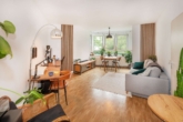 Wohnzimmer - Charmante Etagenwohnung im Herzen von Potsdam-Babelsberg mit Balkon und Stellplatz