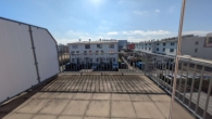 Dachterrasse Panorama - Exklusives Reihenendhaus am Wasser: Elegantes Wohnen im Grünen | Exclusive House by the Water: Elegant Living in Green