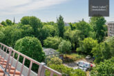 Exklusives Penthouse in Berlin-Wedding mit Fernsehturm-Blick: Wohnen über den Dächern Berlins - Blick von der Terrasse