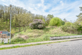 Ansicht von der Straße - Baugrundstück mit Blick in das Nieder-Oderbruch von 628m² Fläche und optional mit Waldfläche!