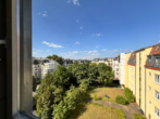 Ausblick - Bezugsfreie 3,5 Zimmerwohnung mit Balkon, EBK und TG-Stellplatz