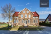 Mehrfamilienhaus - MFH auf riesigem Grundstück in Groß Pankow, ideal für die Kombination aus Wohnen und Gewerbe