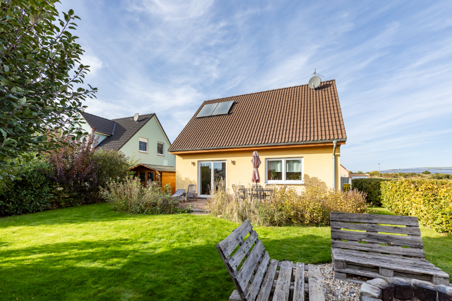 Modernes Einfamilienhaus mit grünem Garten und ruhiger Lage – Ihr neues Zuhause in Schönefeld!, 12529 Schönefeld, Einfamilienhaus