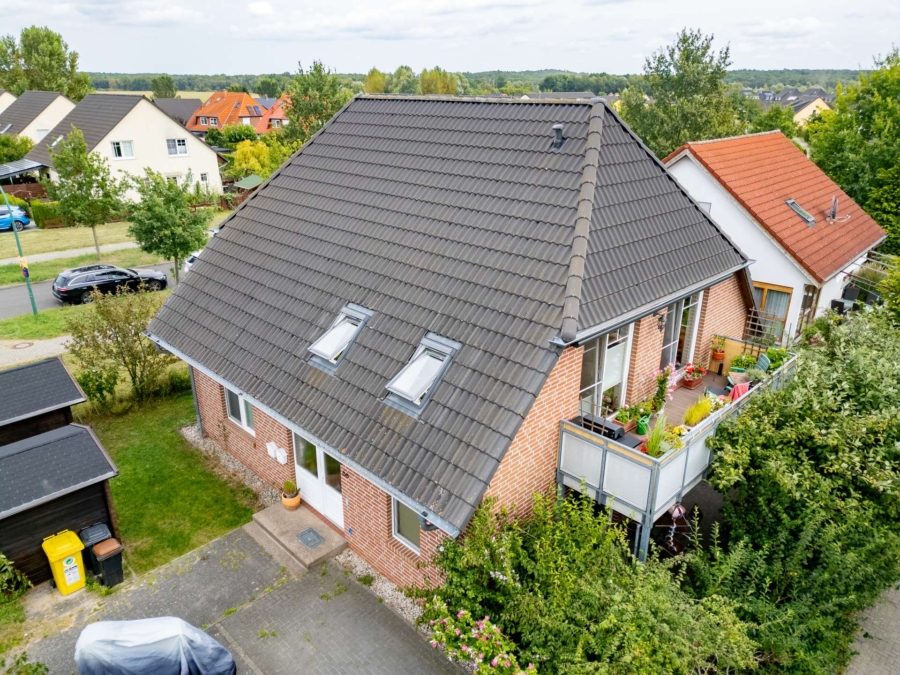 2 Familienhaus in grüner Umgebung auch als Einfamilienhaus nutzbar, 14476 Potsdam, Zweifamilienhaus